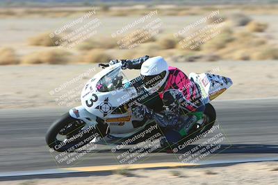 media/Jan-10-2025-CVMA Friday Practice (Fri) [[489e0da257]]/Group 4 and Trackday/Session 2 (Turn 4 Inside)/